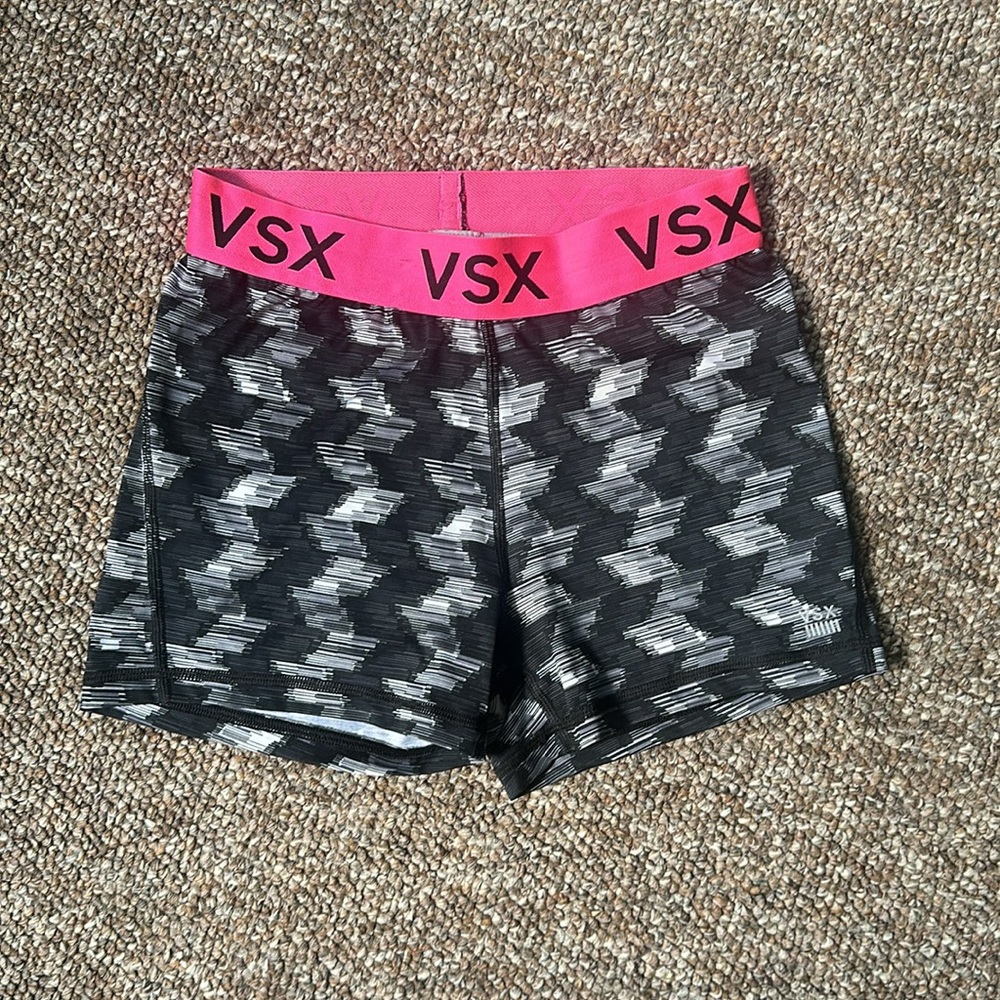 Victorias Secret VSX SPORT athletic shorts size small
